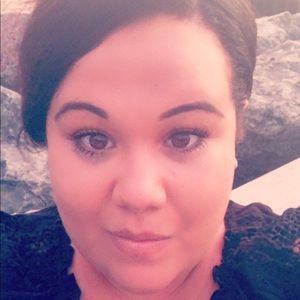 Meet your Posher, Carly